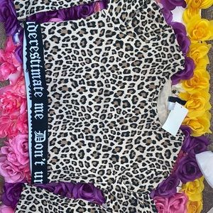 Cheetah print crop